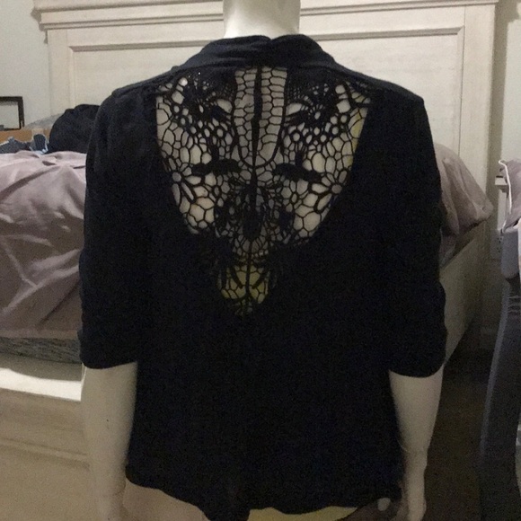 Sweater - Picture 4 of 7